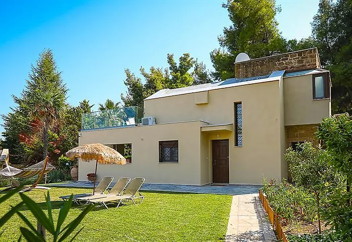 Artemisia With Outdoor Hot Tub, Sani Luxury Collection *