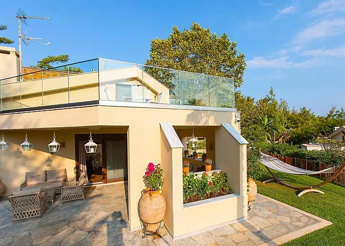 Artemisia With Outdoor Hot Tub, Sani Luxury Collection Sani (Chalkidiki)